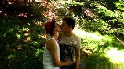 Emo gay twink fisting videos Making out leads to a entire lo - nvdvid.com