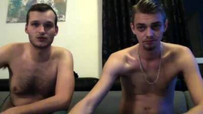 Gay twink masturbates on webcam - nvdvid.com