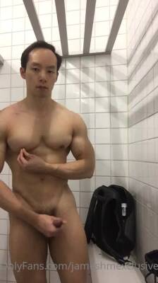 Asian men solo - boyfriendtv.com - Thailand