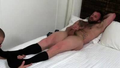 Derek Parker - Nude penis gay porn Derek Parker's Socks and Feet Worshiped - nvdvid.com
