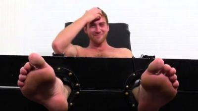 Young foot movie and pic boy job guy gay first time - drtuber.com