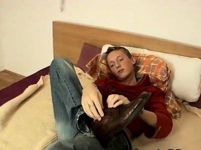 Hot gay teen make feet fetish If you love European nosey - drtuber.com