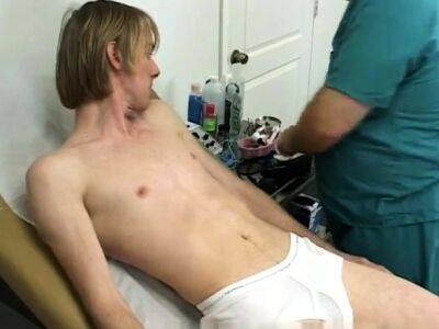Young male doctor sucking on old patients cock and gay - drtuber.com