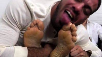 Gay feet fetish and of boy dominating man with first time - drtuber.com