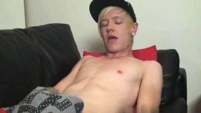 Boys 18 blowjob clips free gay Local man Phoenix Link - drtuber.com